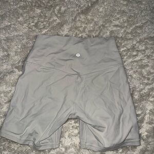 lululemon athletica High-Rise Light Gray Women’s Bike Shorts